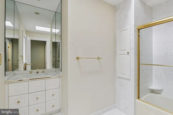 $2,000,000 | 19 Glenview Drive, Warren, NJ 07059