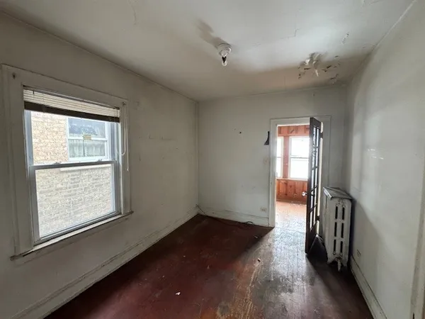 $289,900 | 3053 North Kenneth Avenue, Chicago, IL 60641