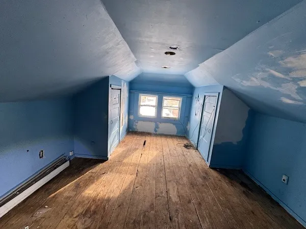 $289,900 | 3053 North Kenneth Avenue, Chicago, IL 60641