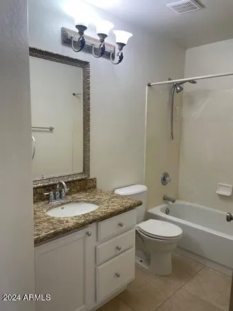$1,995 | 15233 South 13th Way, Phoenix, AZ 85048