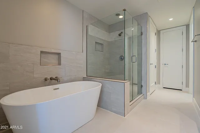 $3,495 | 140 East Rio Salado Parkway, Unit 401, Tempe, AZ 85281