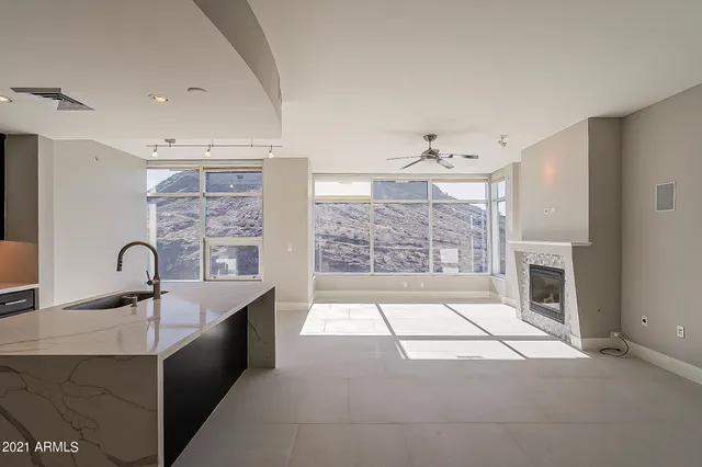 $3,495 | 140 East Rio Salado Parkway, Unit 401, Tempe, AZ 85281