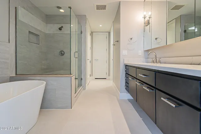 $3,495 | 140 East Rio Salado Parkway, Unit 401, Tempe, AZ 85281