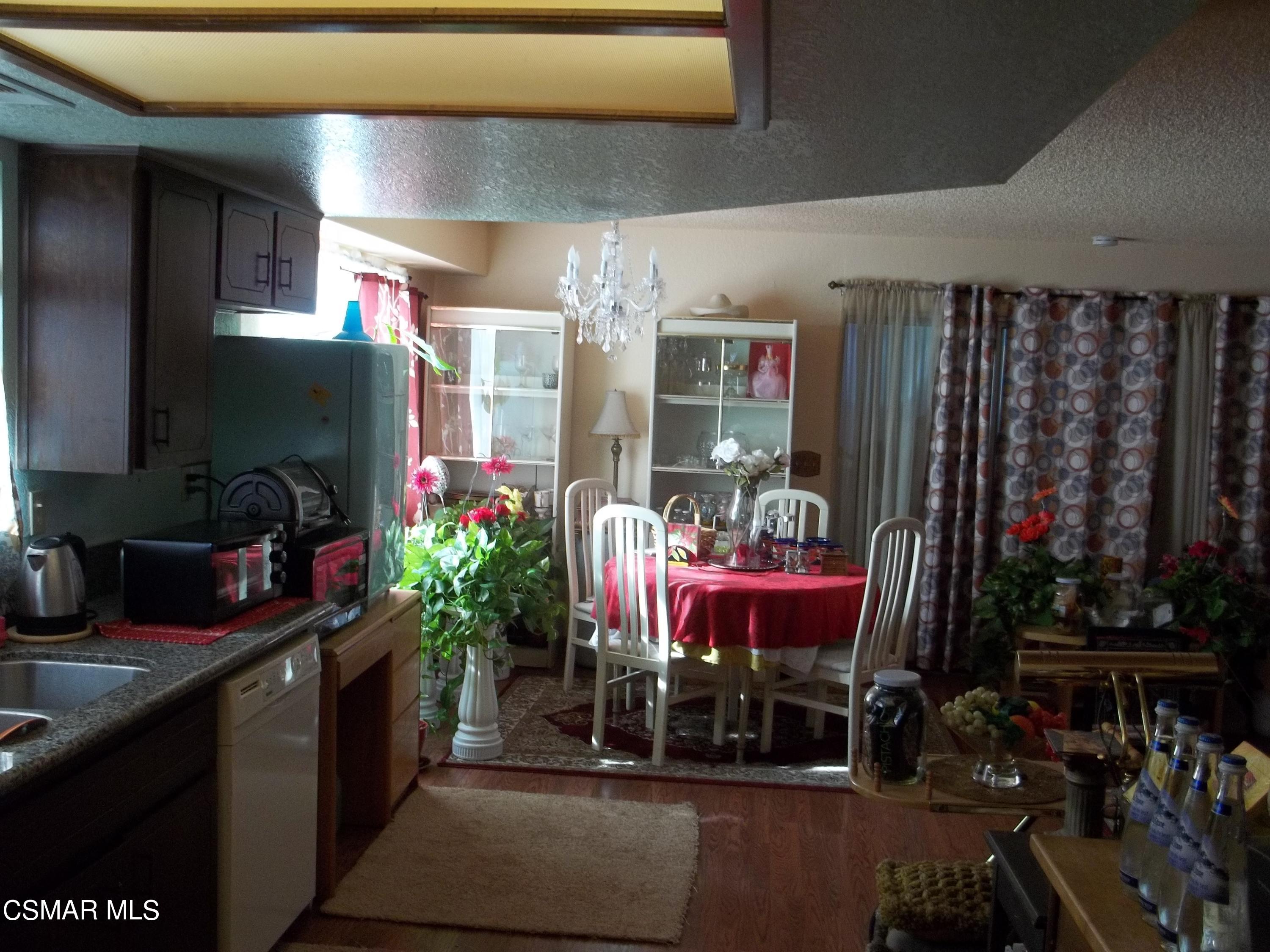 20554 Highline Road Tehachapi, CA 93561 - Photo 3 of 6 100_0309