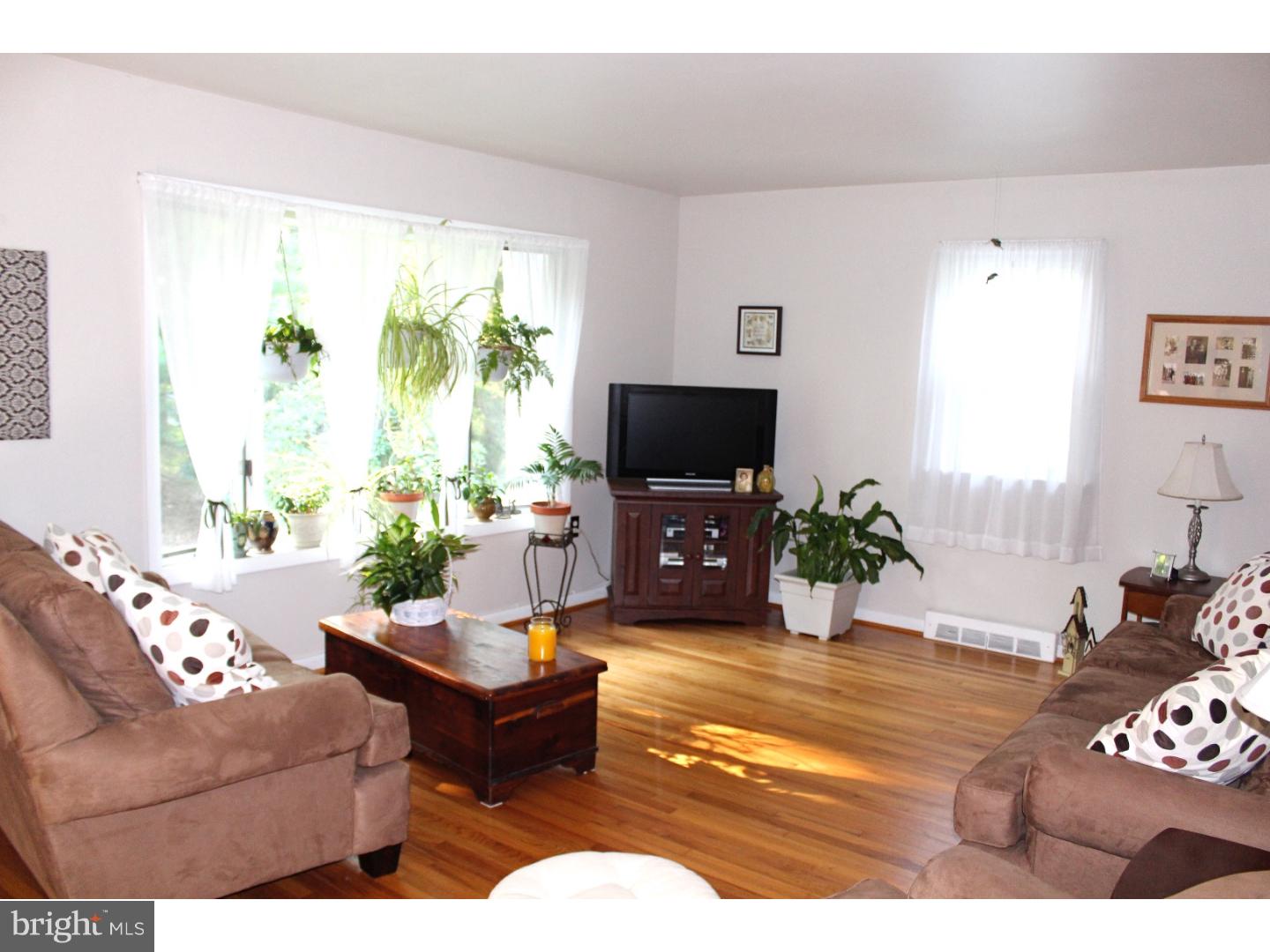 132 Buck Road Newfield, NJ 08344 - Photo 2 of 13 Gallery Image 2