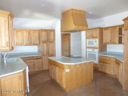 11506 Kelly Rae Place Tucson, AZ 85737 - Photo 5 of 14 Gallery Image 5