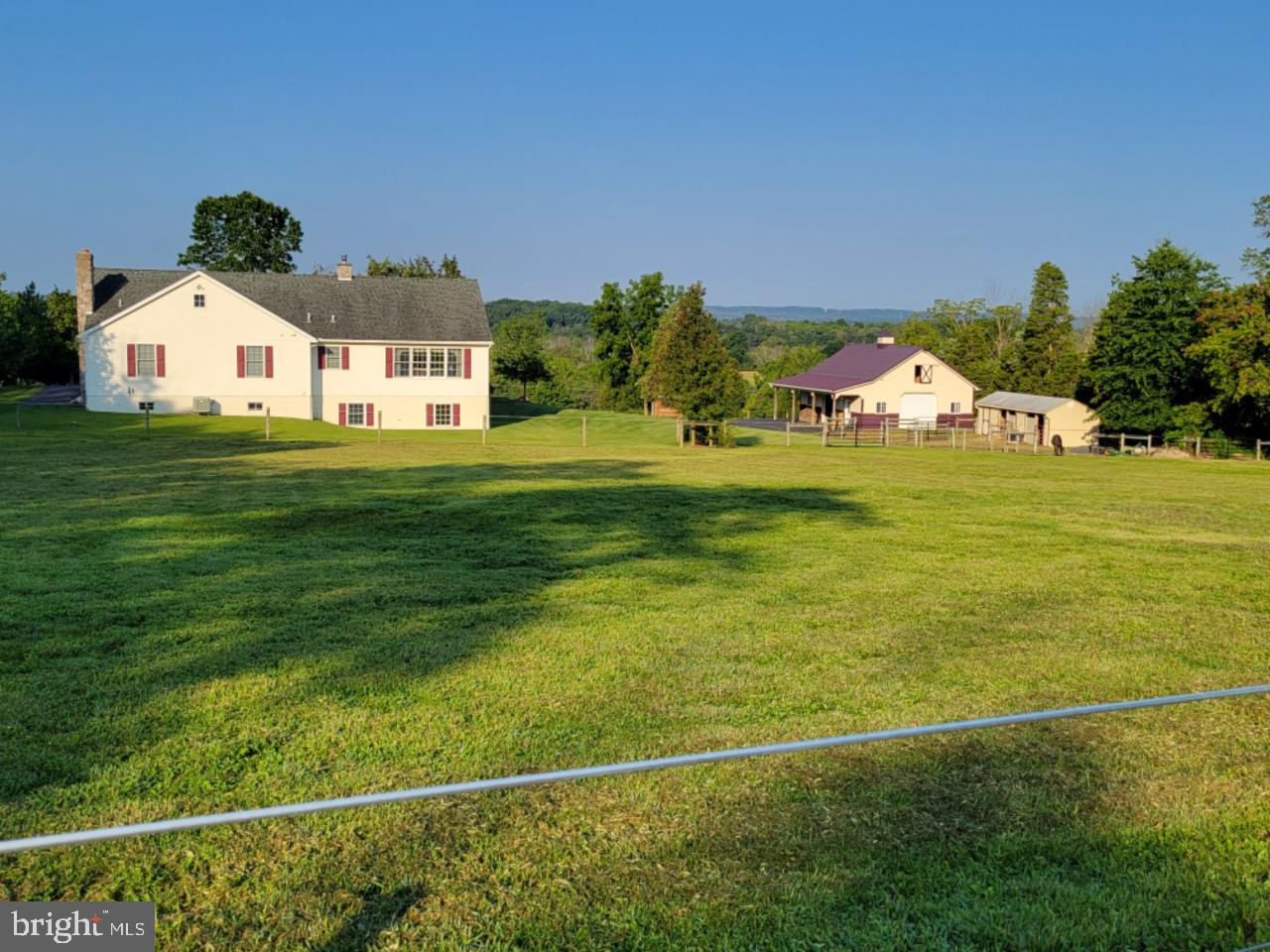 4368 Campbell Road Pennsburg, PA 18073 - Photo 4 of 66 house, barn and paddock