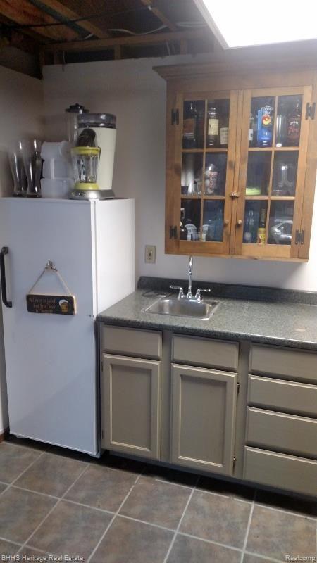5647 South Bull Run Road Gregory, MI 48137 - Photo 28 of 30 Bar in Basement