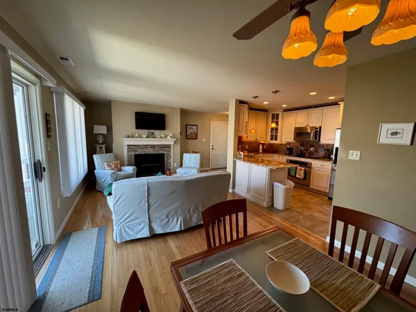 $399,000 | 309 Harbour Cove, Unit 3309, Somers Point, NJ 08244