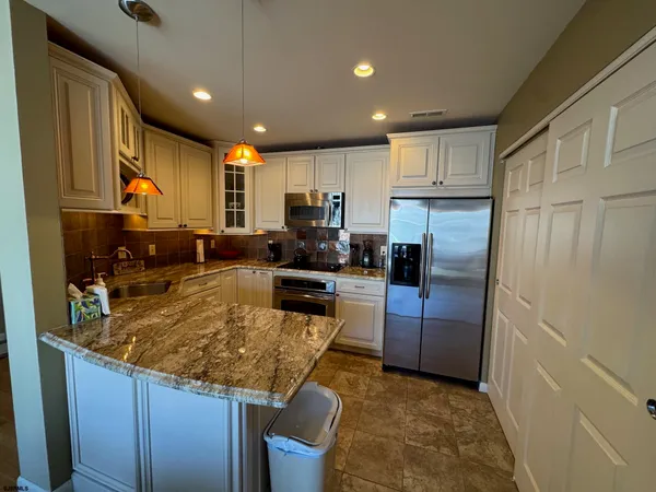 $399,000 | 309 Harbour Cove, Unit 3309, Somers Point, NJ 08244