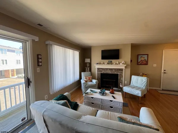 $399,000 | 309 Harbour Cove, Unit 3309, Somers Point, NJ 08244