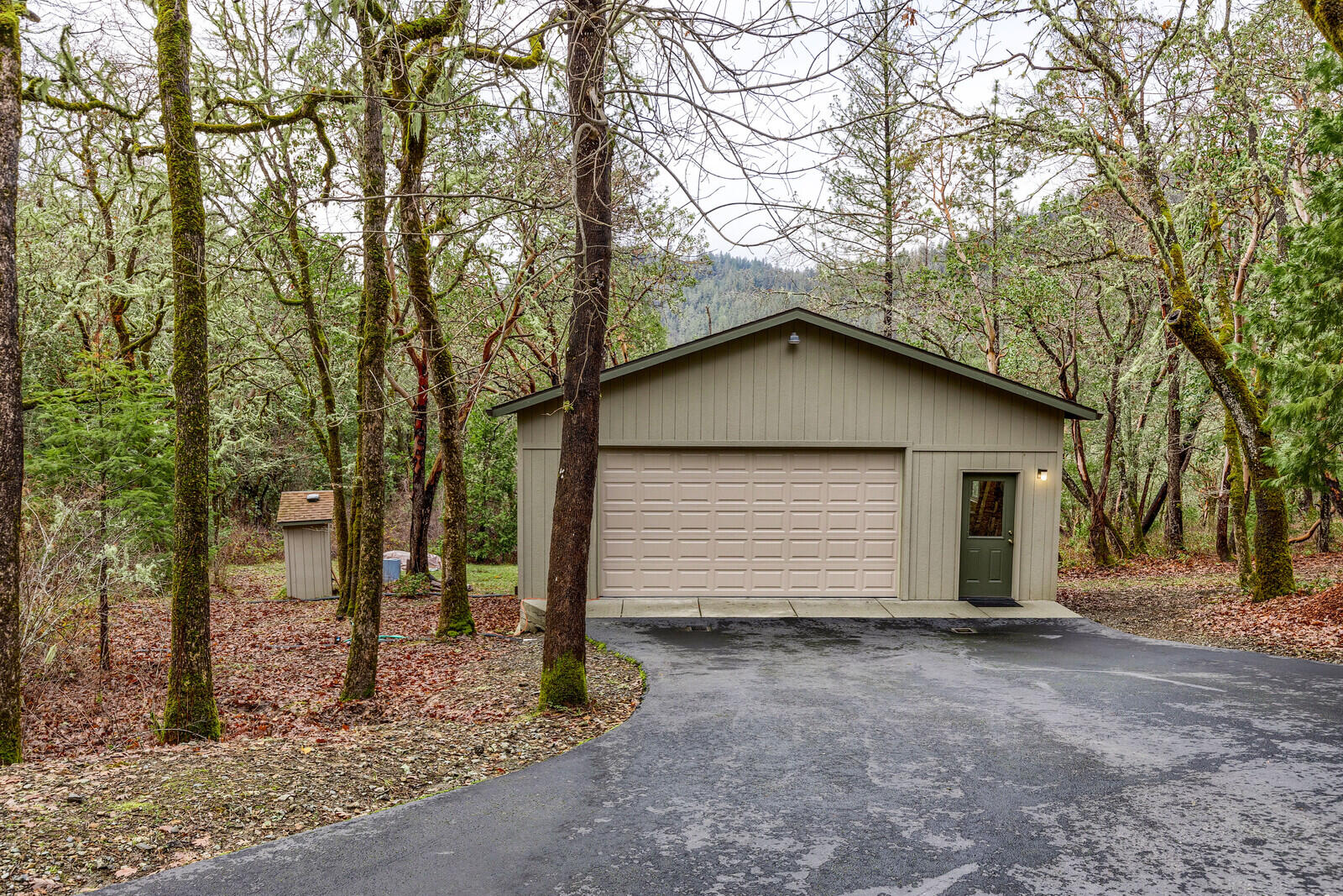 760 Keen Road Grants Pass, OR 97527 - Photo 43 of 60 27_KR_27_mls