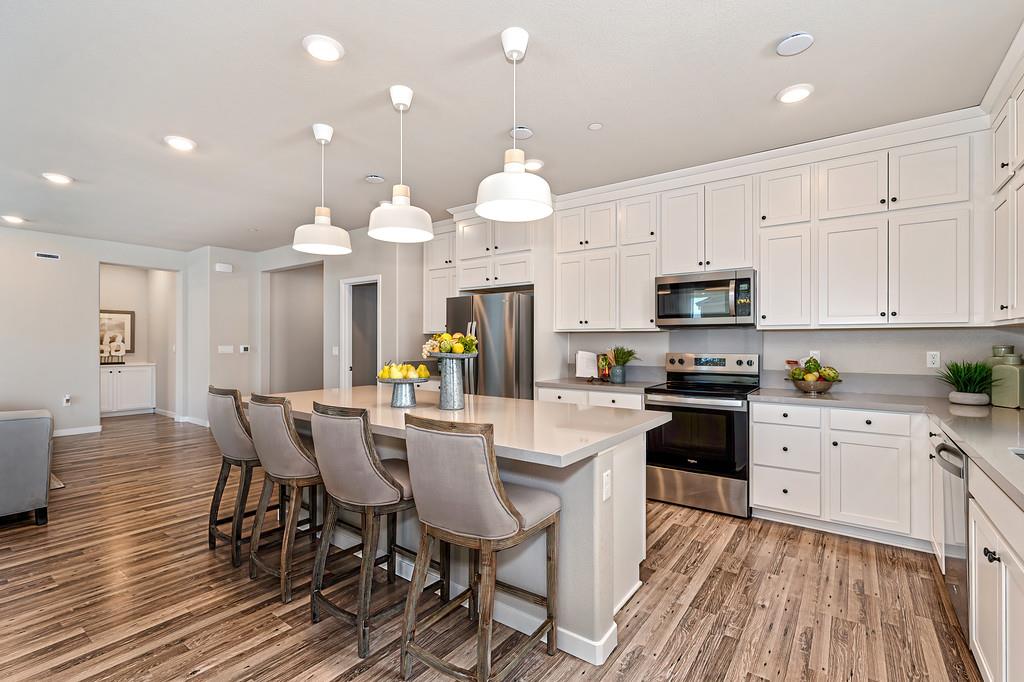 8229 Poppy Rdg Circle Elk Grove, CA 95757 - Photo 14 of 75