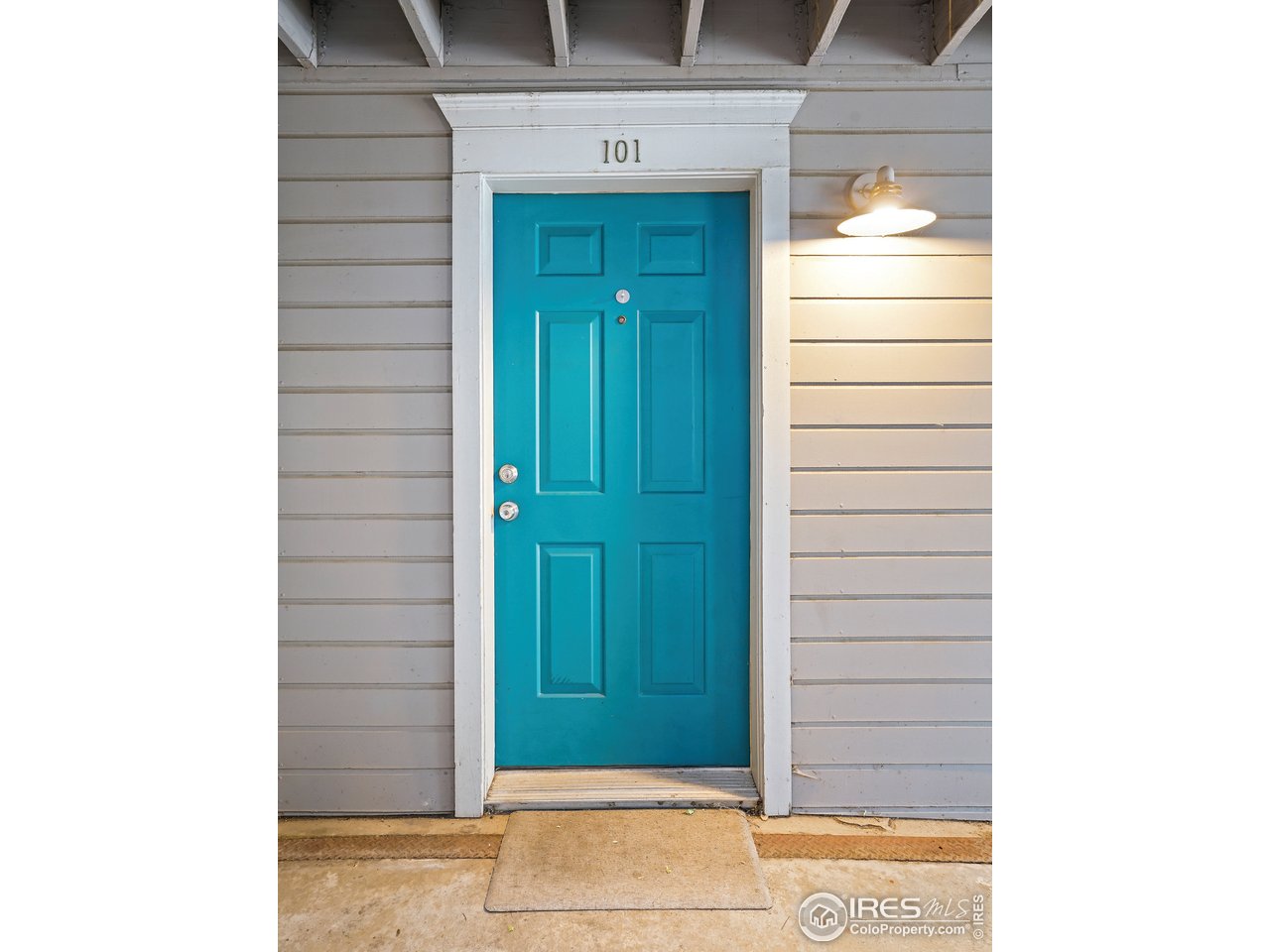 1405 Broadway, Unit 101 Boulder, CO 80302 - Photo 22 of 22 a view of front door of house