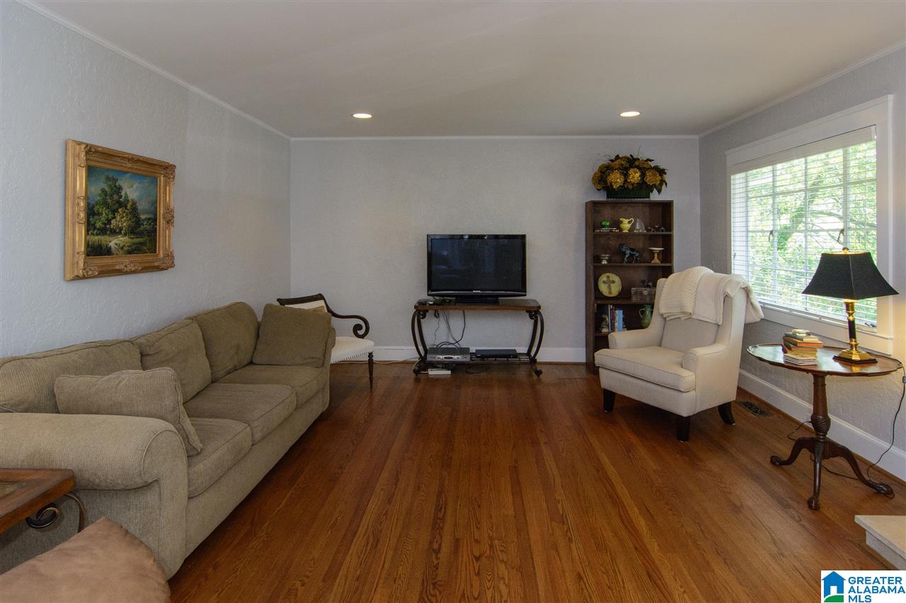 1106 Saulter Road Birmingham, AL 35209 - Photo 11 of 36