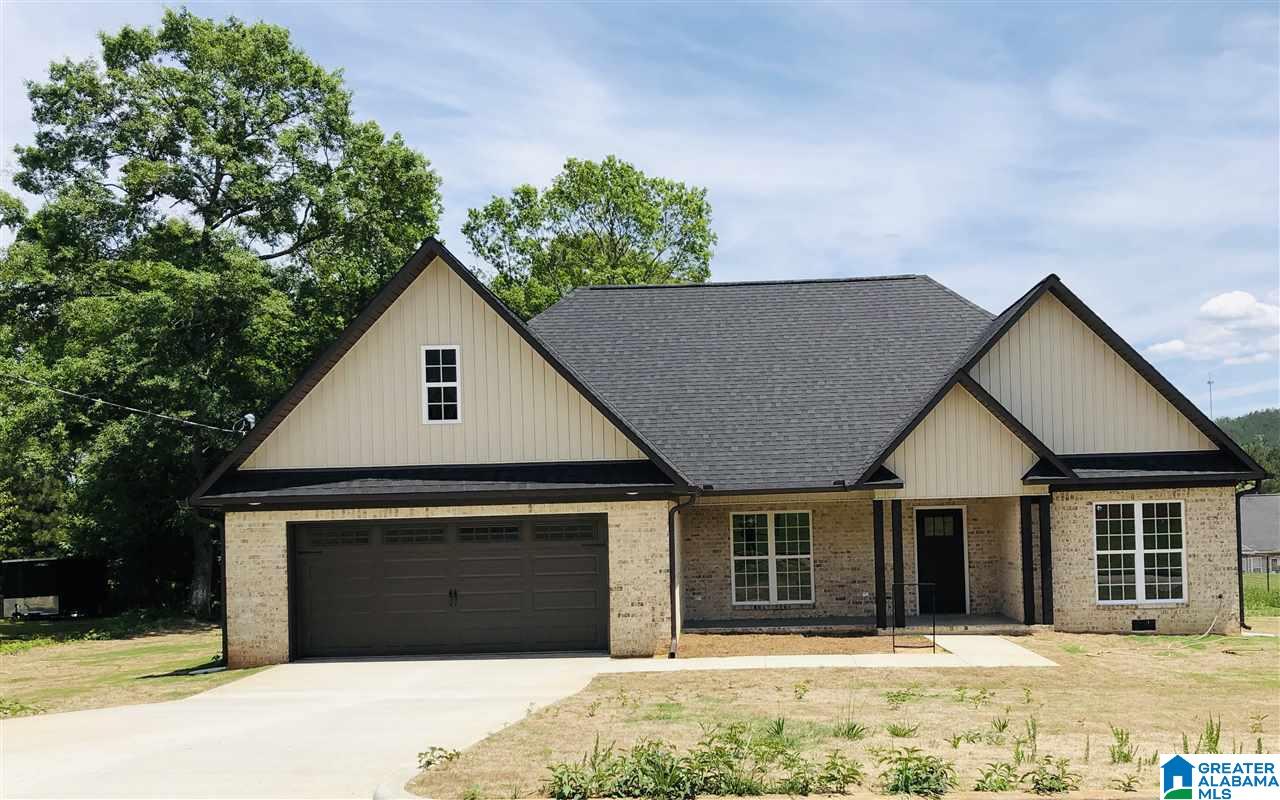 112 Sunset Alice Lane Anniston, AL 36207 - Photo 1 of 27