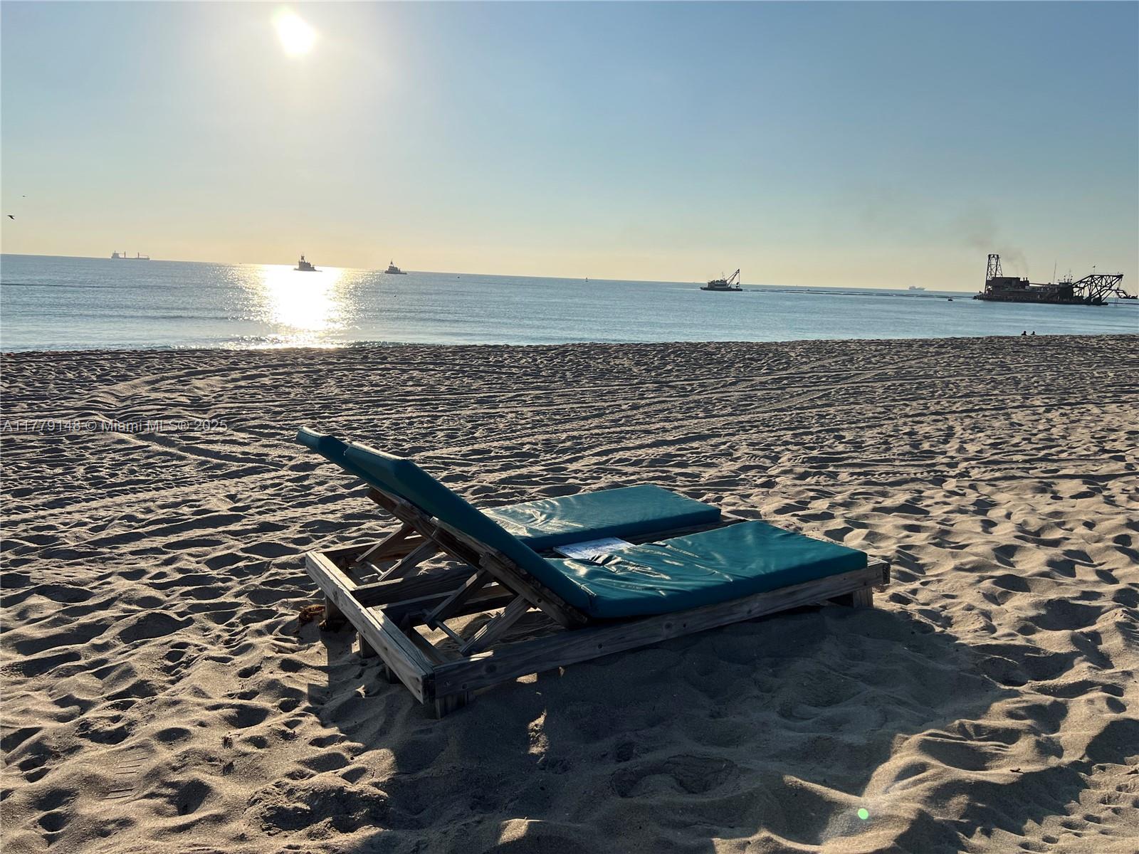 125 South Ocean Avenue, Unit 214 Palm Beach Shores, FL 33404 - Photo 6 of 26 a view of a terrace