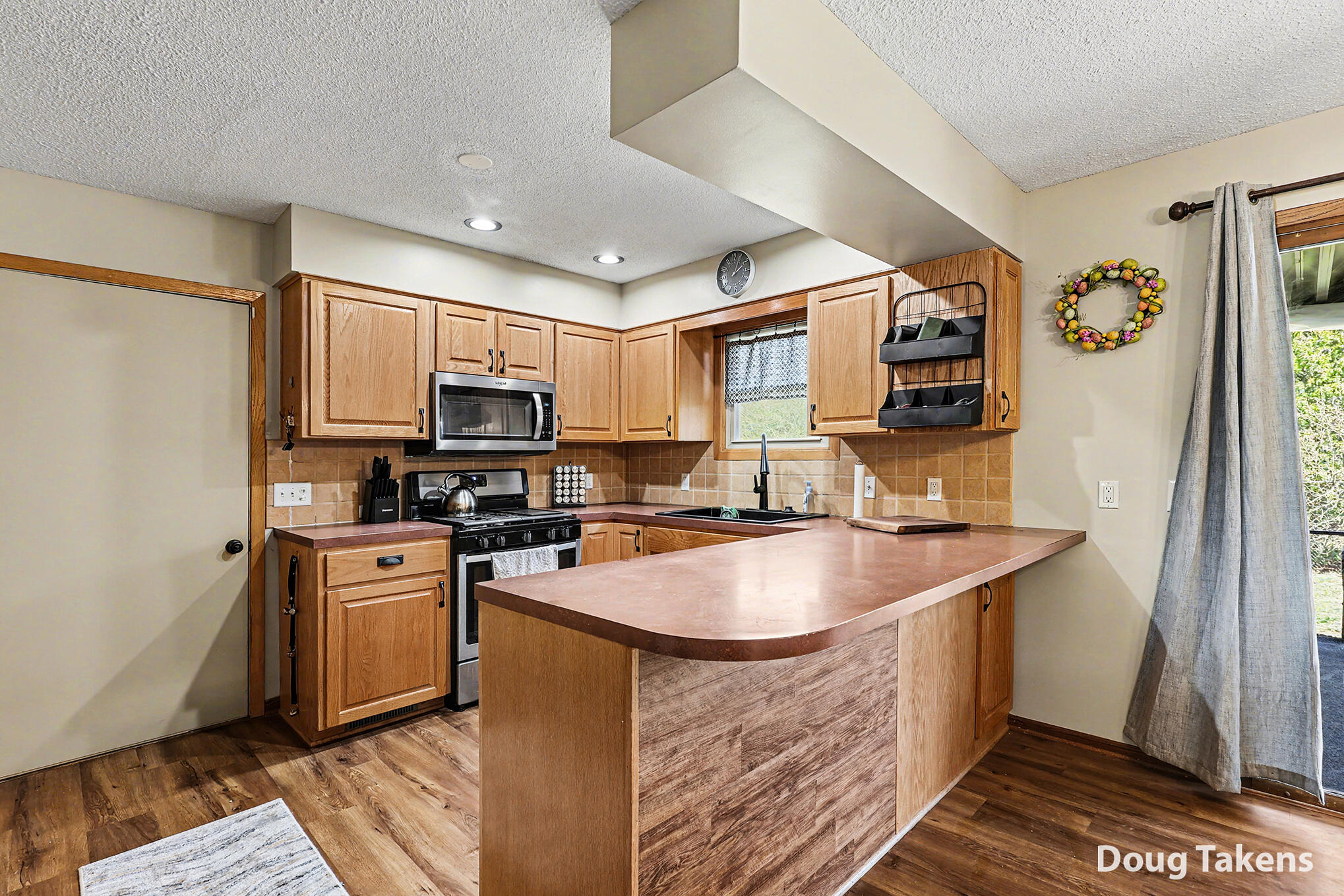 1750 Jason Court Jenison, MI 49428 - Photo 17 of 33 QJ1A0598