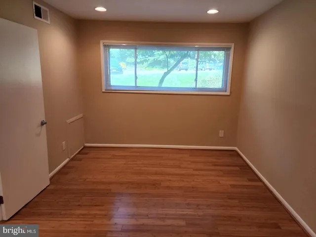 $230,000 | 7723 Donnybrook Court, Unit 105, Annandale, VA 22003