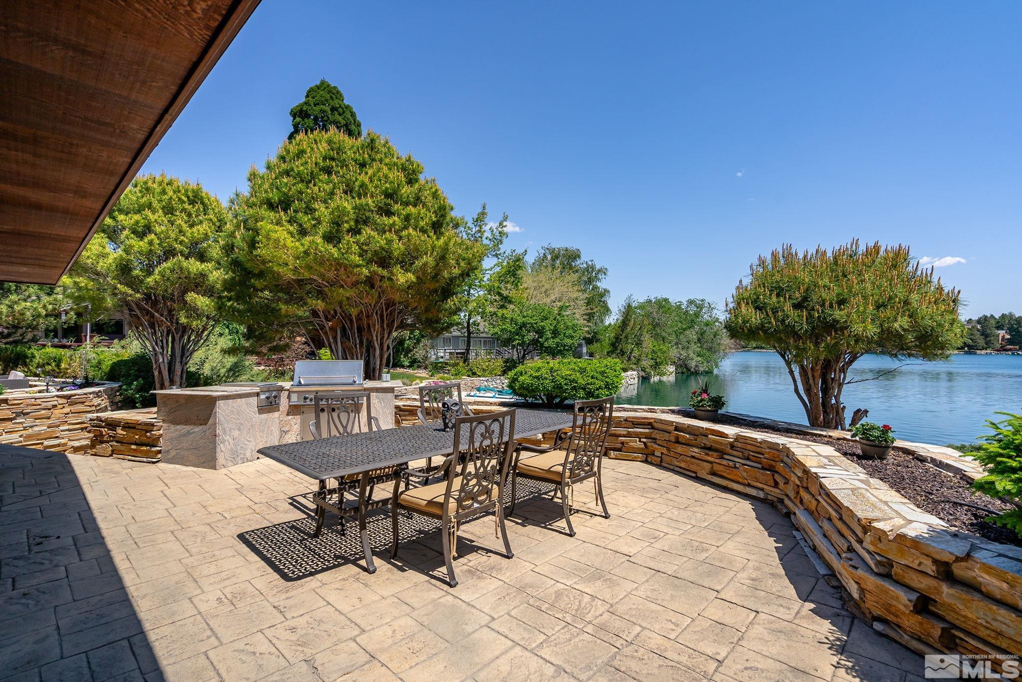 2800 East Lake Ridge Reno, NV 89519 - Photo 34 of 40 a view of a backyard with sitting area