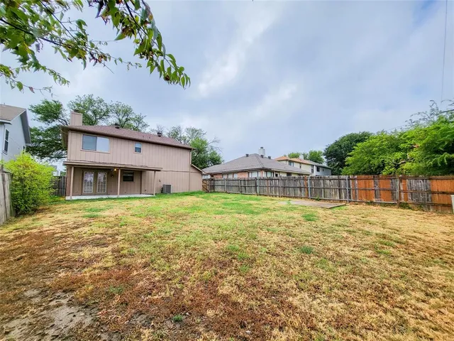 $1,995 | 823 Wyndham Place, Arlington, TX 76017