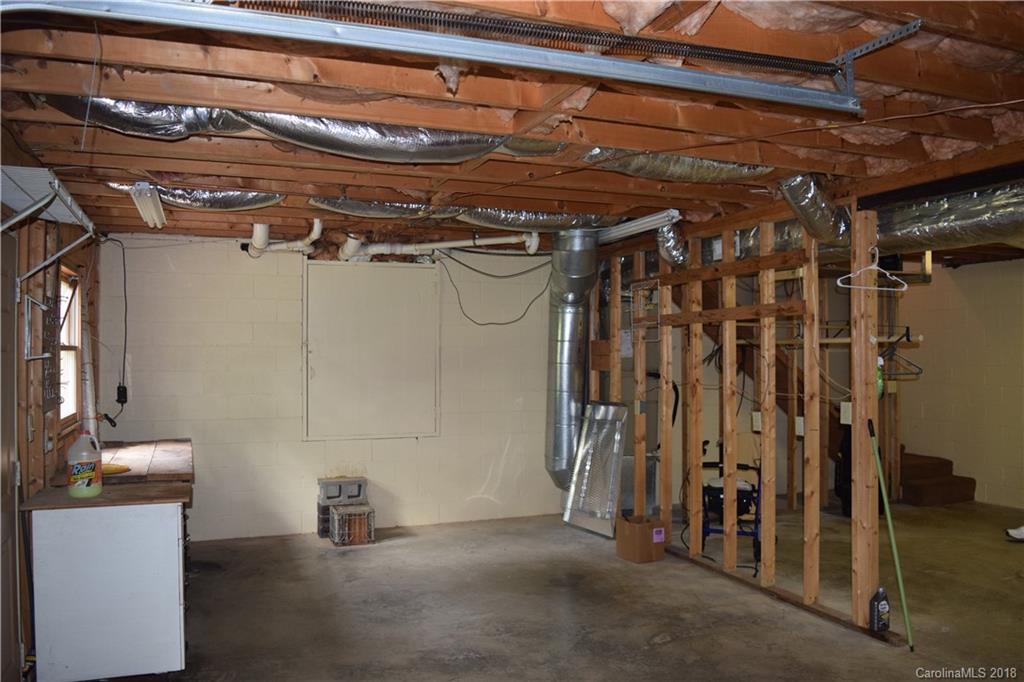 324 Kimmswick Road Charlotte, NC 28214 - Photo 19 of 23 Gallery Image 19