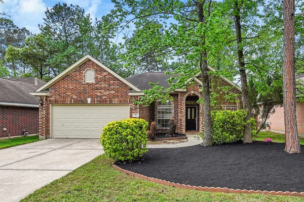 $2,600 | 59 Hidden Meadow Drive, The Woodlands, TX 77382