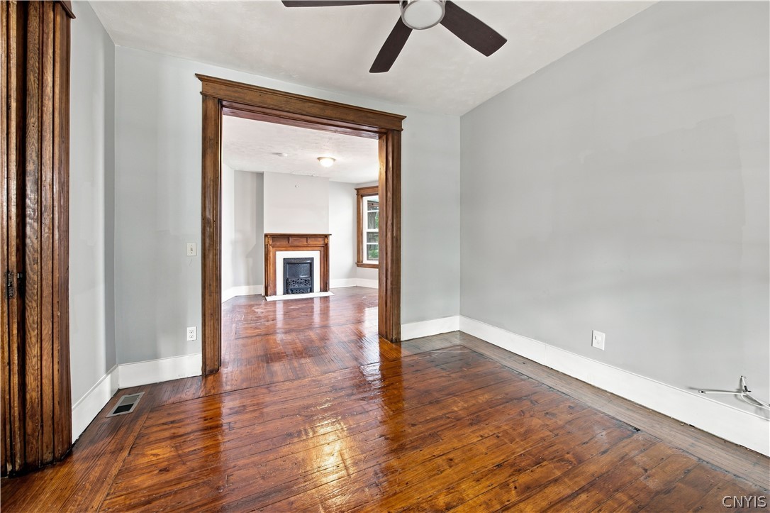 38 Fair Place Rochester, NY 14609 - Photo 11 of 36 Gallery Image 11