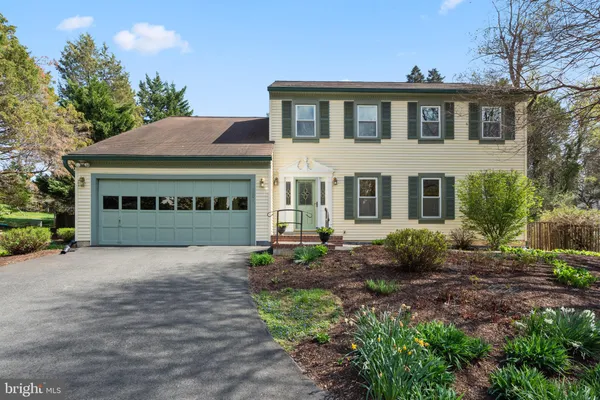 $980,000 | 9605 Bronte Drive, Fairfax, VA 22032
