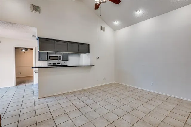 $1,800 | 6913 Sierra Drive, North Richland Hills, TX 76180