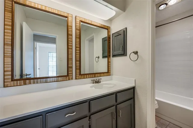 $1,800 | 6913 Sierra Drive, North Richland Hills, TX 76180