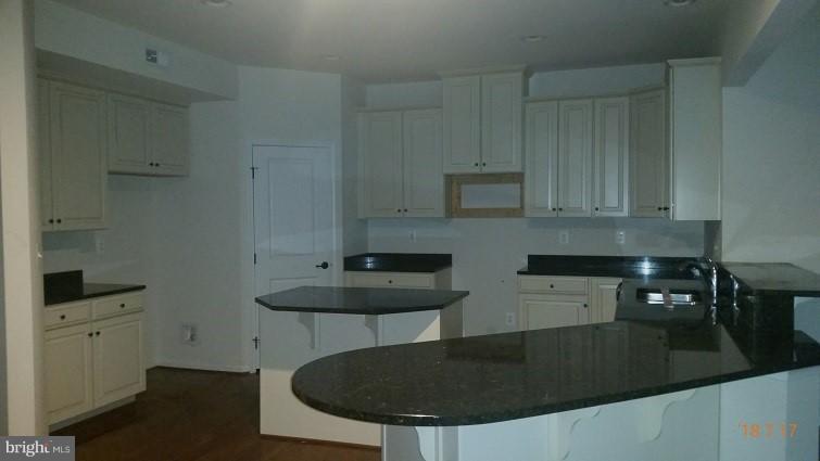 897 Countryside Road Seven Valleys, PA 17360 - Photo 6 of 19 Kitchen
