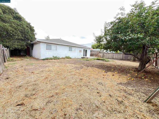 $789,000 | 1665 Center Road, Novato, CA 94947