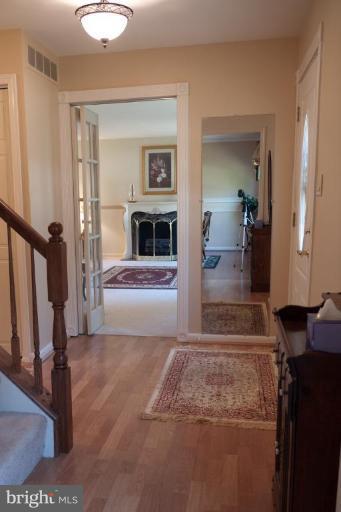 10514 Pot Spring Road Cockeysville, MD 21030 - Photo 5 of 29 Entrance / Foyer
