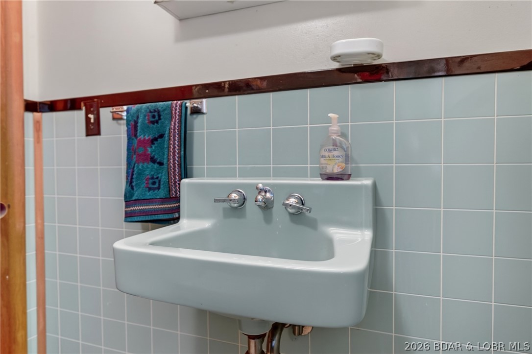 1146 Stoddard Lane Edwards, MO 65326 - Photo 37 of 53