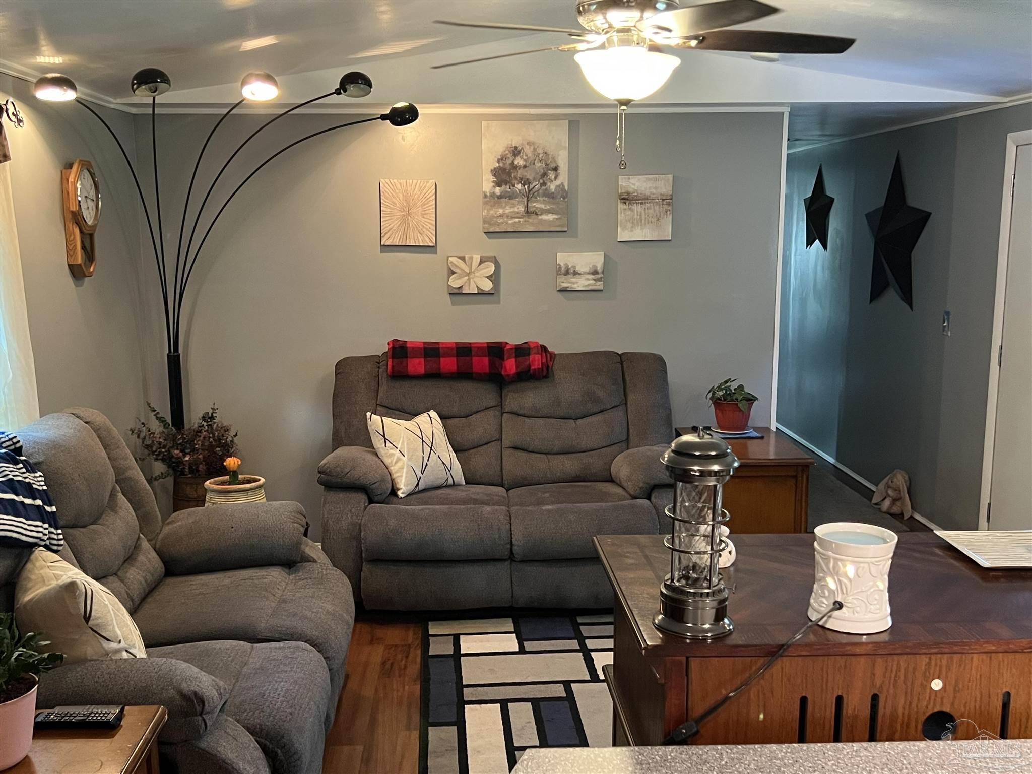 551 Earl Gene Road Cantonment, FL 32533 - Photo 10 of 24 Gallery Image 10