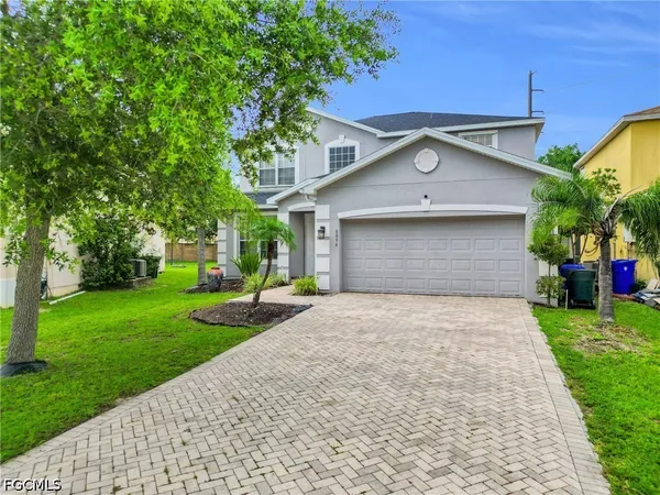 $459,900 | 8094 Silver Birch Way, Lehigh Acres, FL 33971