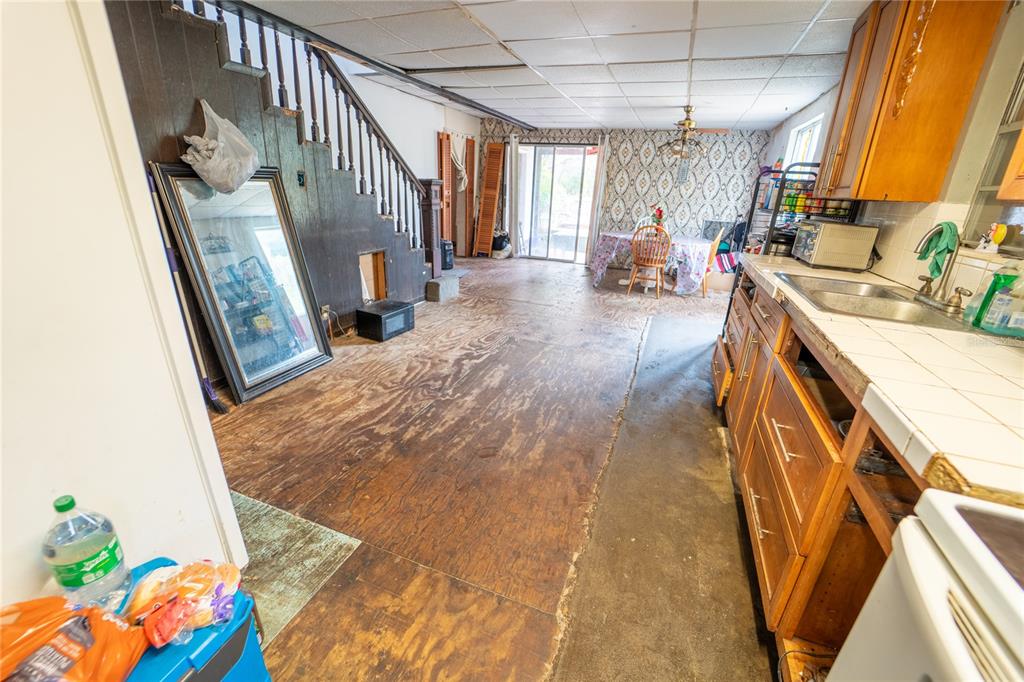 7813 Valrie Lane Riverview, FL 33569 - Photo 11 of 48 a view of a living room