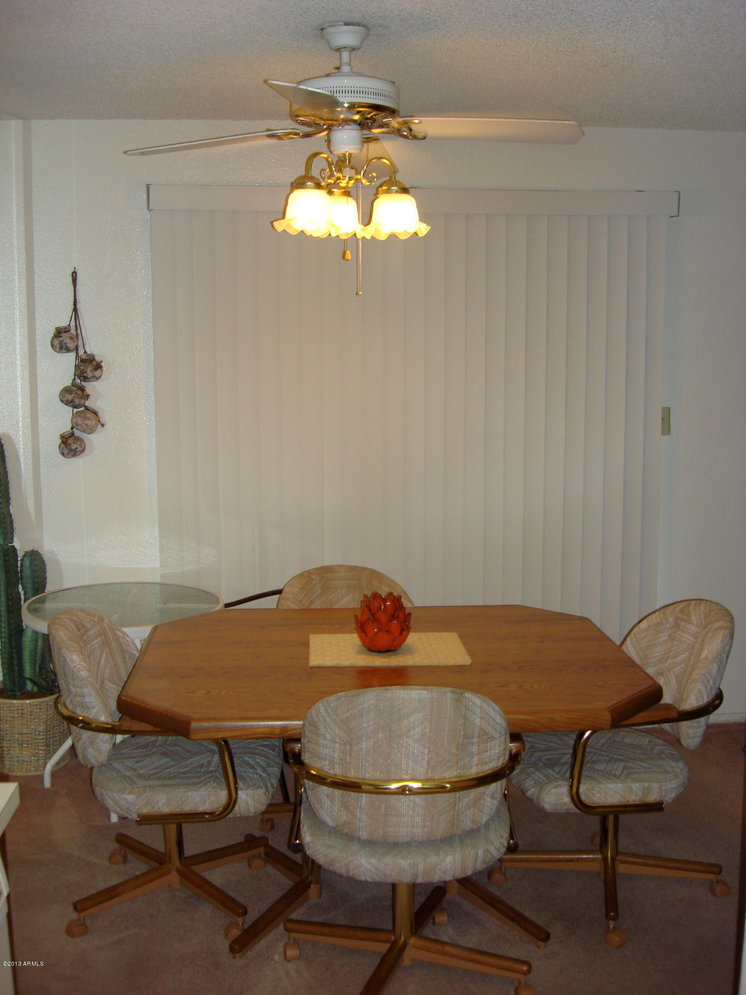 5525 East Thomas Road, Unit J4 Phoenix, AZ 85018 - Photo 14 of 36 Dining Area
