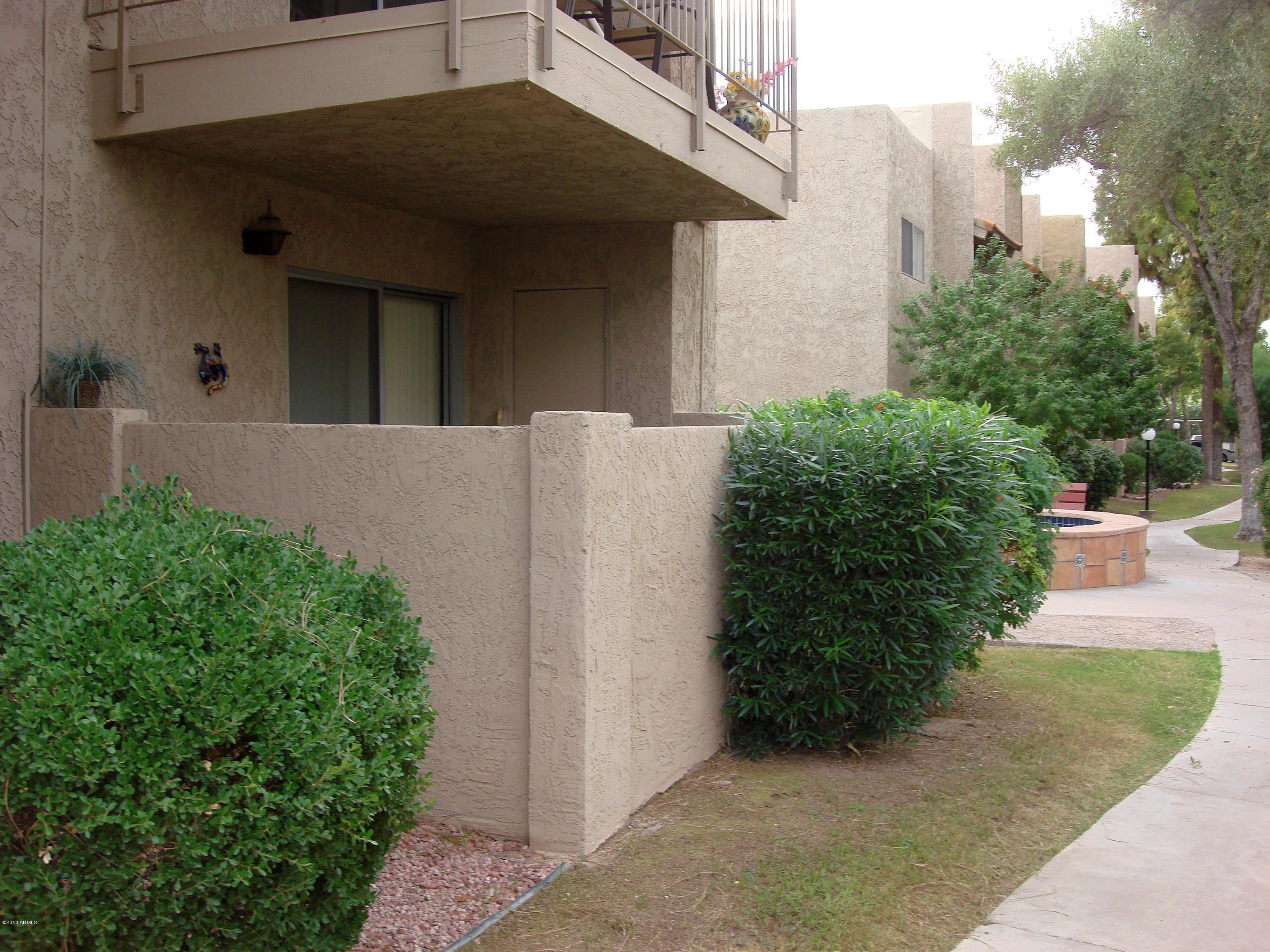 5525 East Thomas Road, Unit J4 Phoenix, AZ 85018 - Photo 35 of 36 Front View