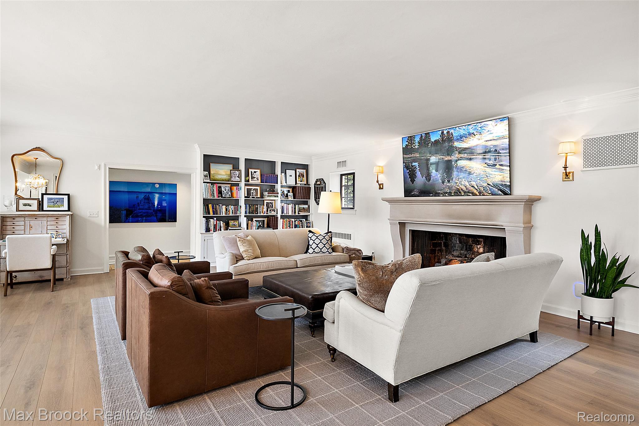 1583 Clarendon Road Bloomfield Hills, MI 48302 - Photo 5 of 73 41-1583 Clarendon-39.jpg