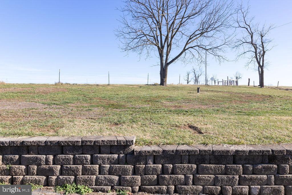 10510 Fountain School Road Union Bridge, MD 21791 - Photo 26 of 47 Side yard & retaining wall
