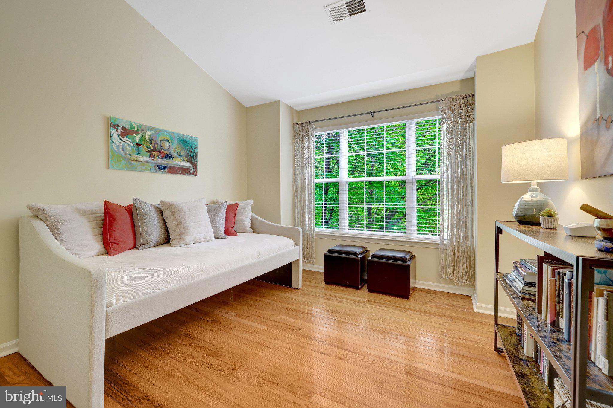 1224 Wild Hawthorn Way Reston, VA 20194 - Photo 34 of 71 Bedroom 3