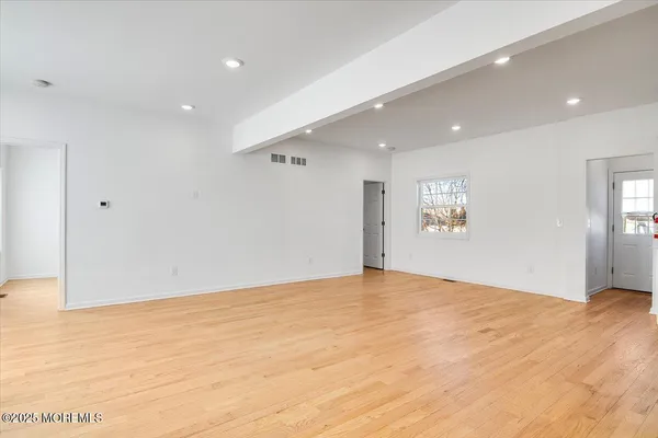 $799,900 | 23 Carlton Street South, Edison, NJ 08837
