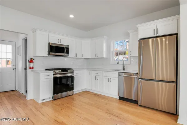 $799,900 | 23 Carlton Street South, Edison, NJ 08837