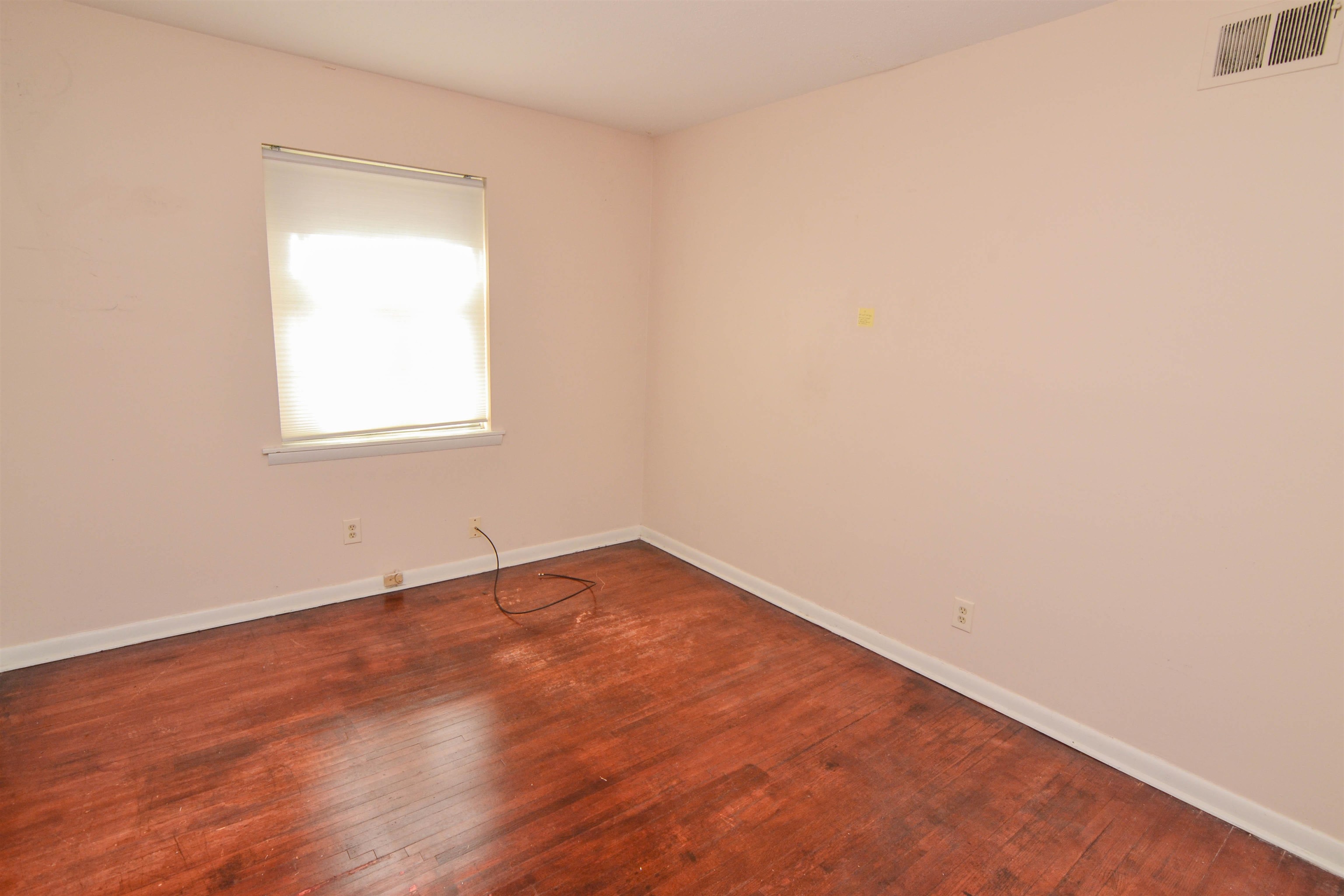 732 Westview Road Memphis, TN 38109 - Photo 13 of 18 Gallery Image 13