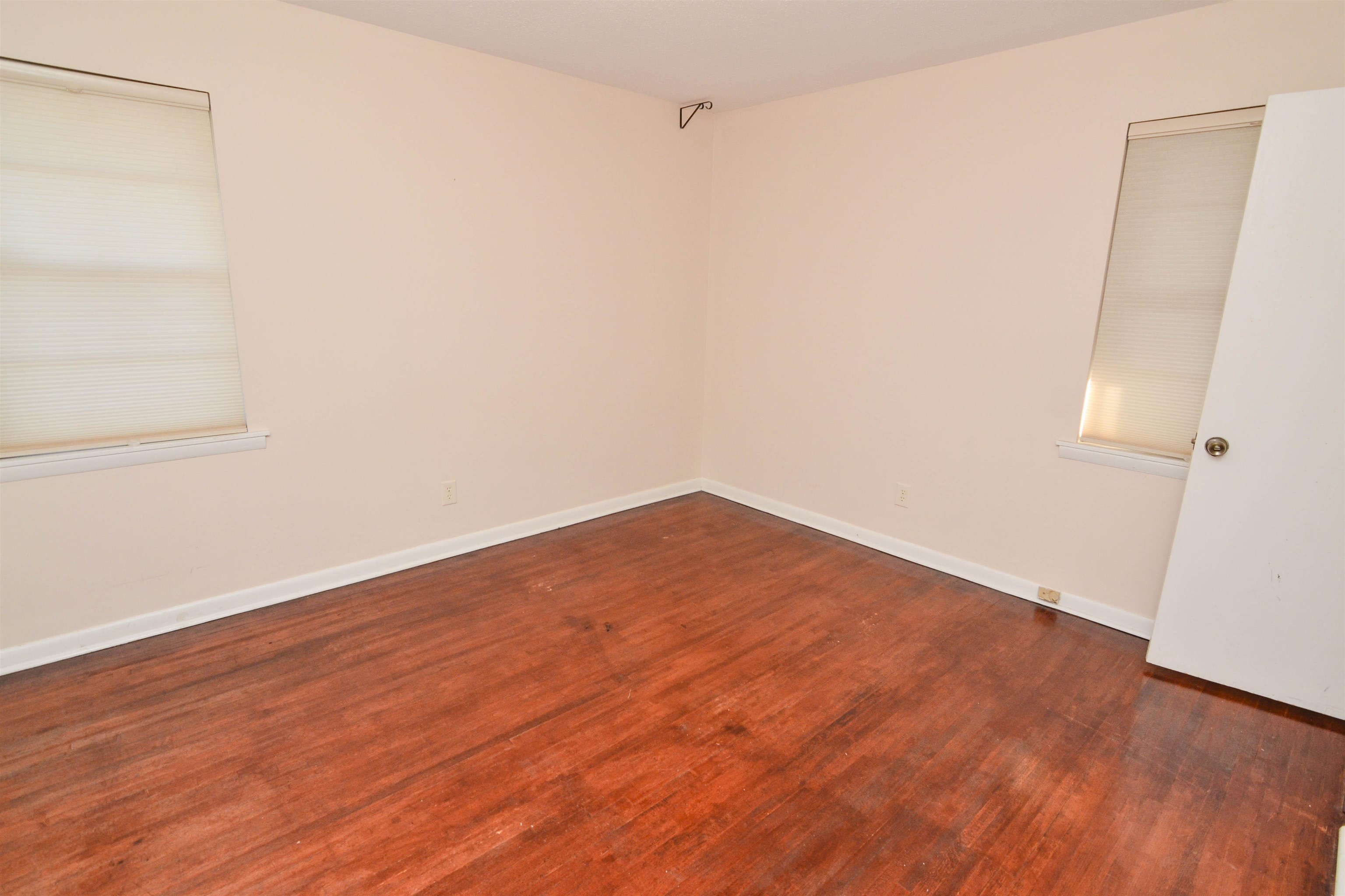 732 Westview Road Memphis, TN 38109 - Photo 9 of 18 Gallery Image 9