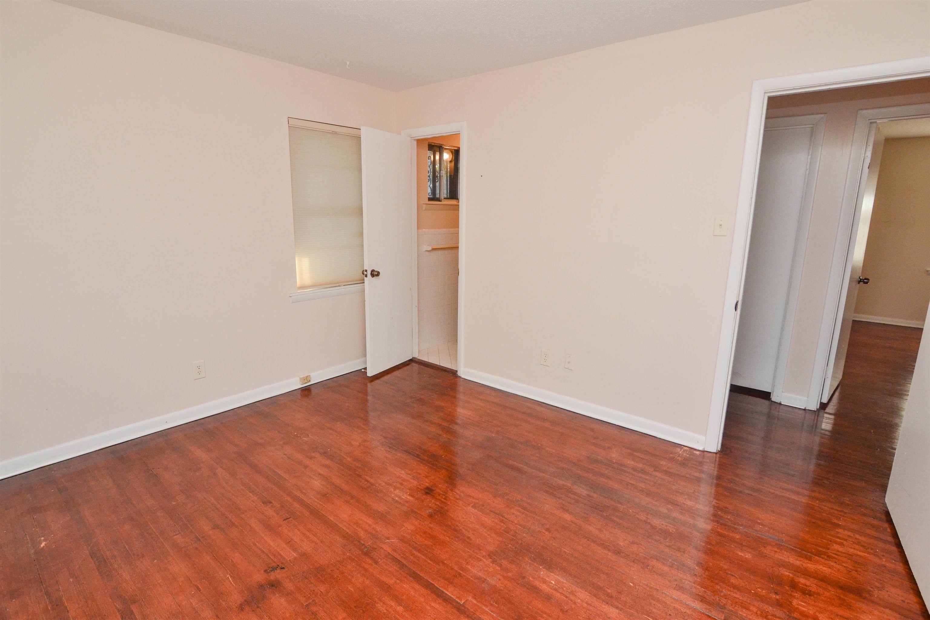 732 Westview Road Memphis, TN 38109 - Photo 10 of 18 Gallery Image 10