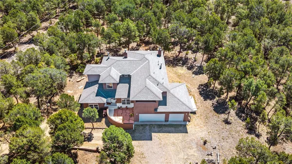 $655,000 | 16 Coyote Lane, Pecos, NM 87552