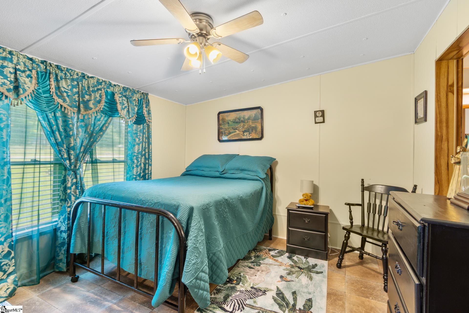 111 Lewis Street Clinton, SC 29325 - Photo 23 of 39